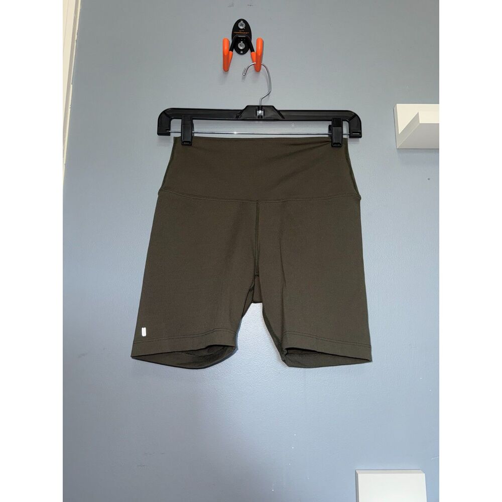Women's NOBULL Olive Green Bike Shorts | Size Small | Athleisure Activewear